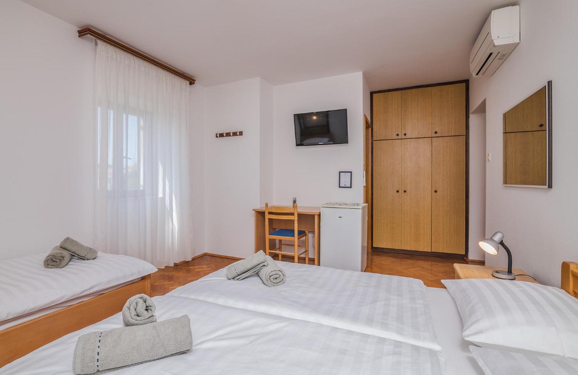 B&B Segulja Малинска Екстериор снимка